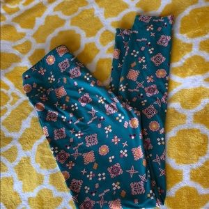 LuLaRoe O/S leggings